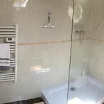 Hébergement de vacances La Maison Glycine *